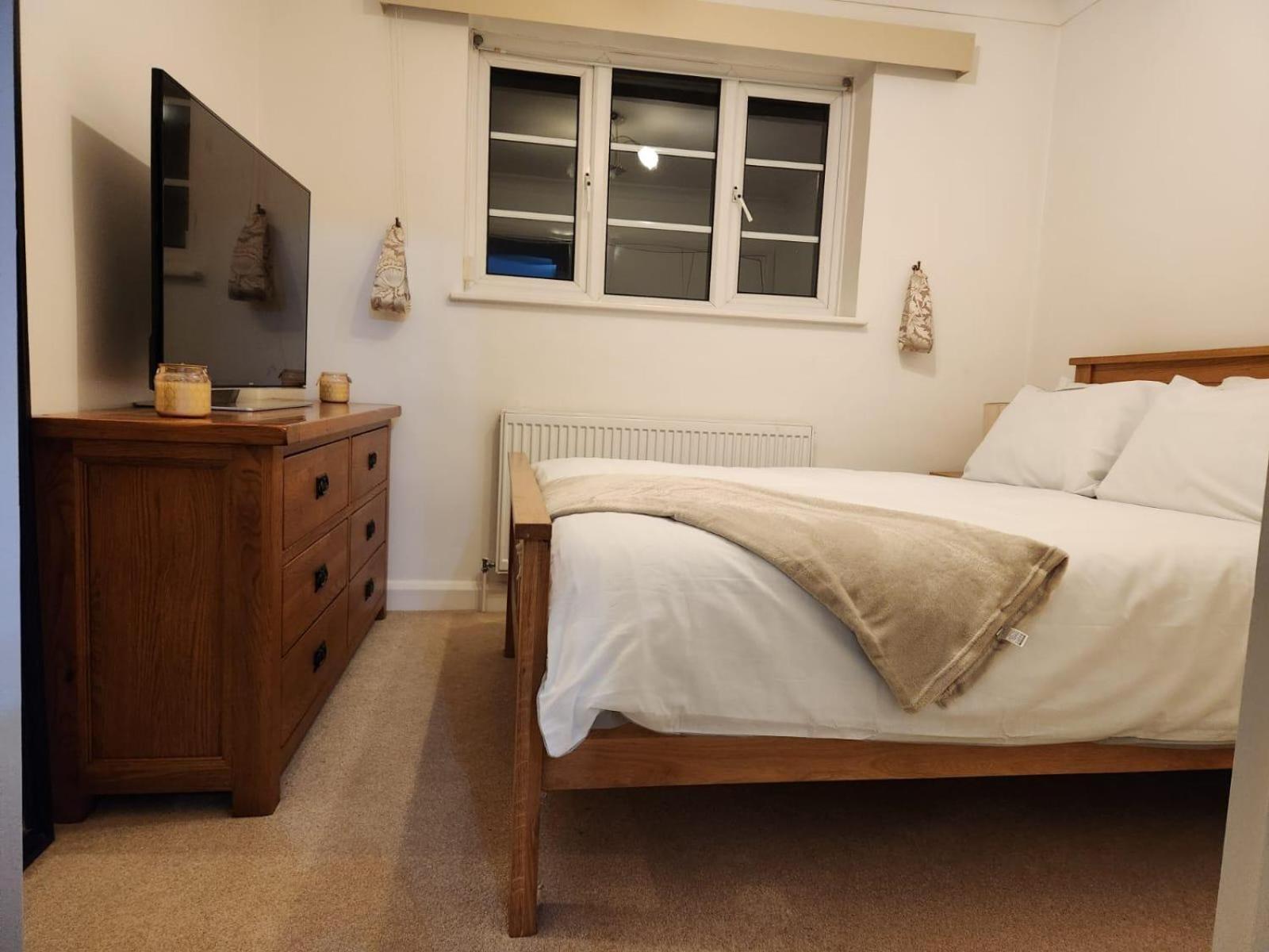 D Elmdon Homestay Shared 4 Bedrooms Μπέρμιγχαμ Εξωτερικό φωτογραφία